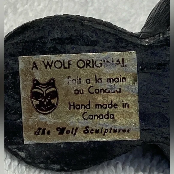 A Wolf Original Grey Handmade Beaver Soapstone Sculpture Made In Canada - Picture 8 of 10